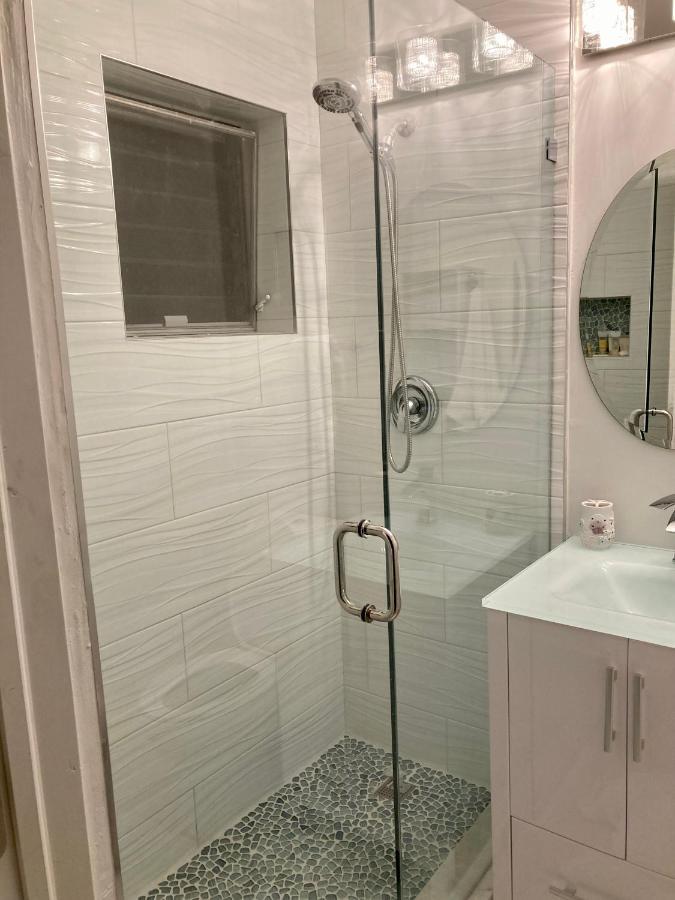 Gorgeous Beachy Chic Condo In Key Biscayne Μαϊάμι Εξωτερικό φωτογραφία